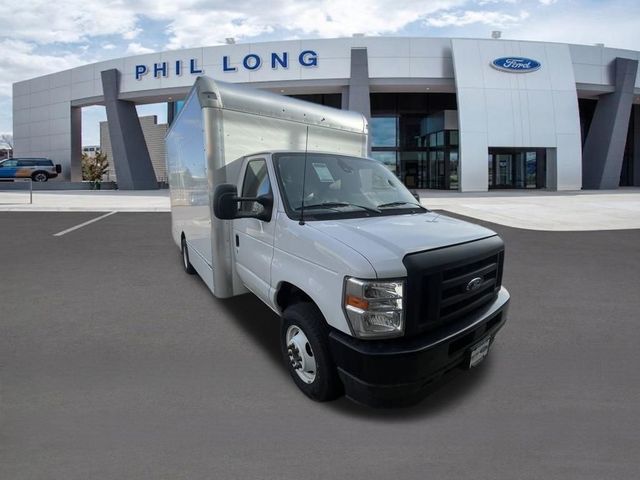 2024 Ford E-Series Base