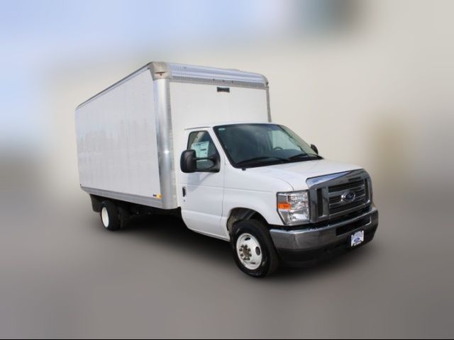 2024 Ford E-Series Base
