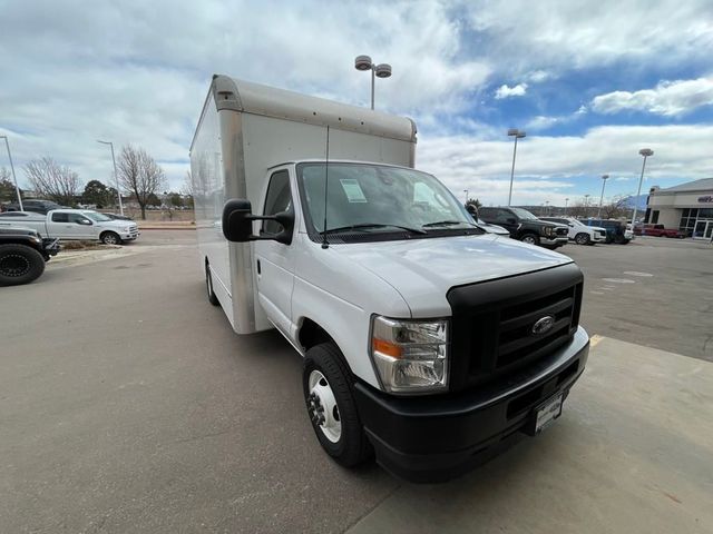 2024 Ford E-Series Base