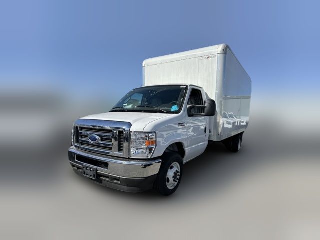 2024 Ford E-Series Base