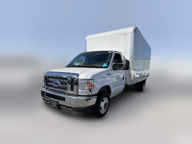 2024 Ford E-Series Base