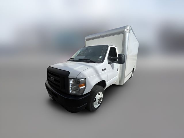 2024 Ford E-Series Base