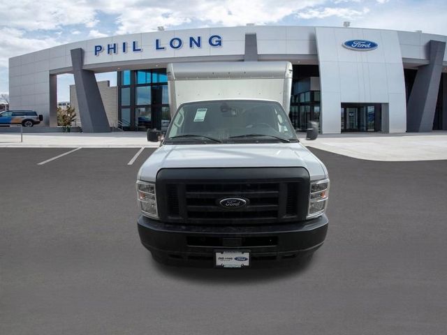 2024 Ford E-Series Base