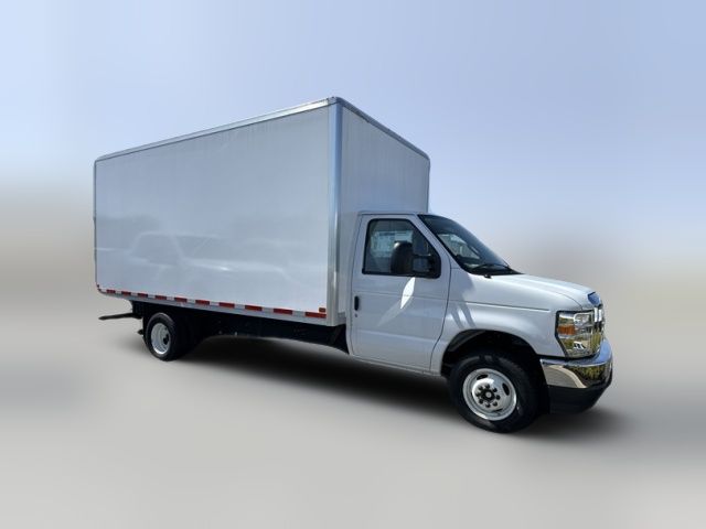 2024 Ford E-Series Base