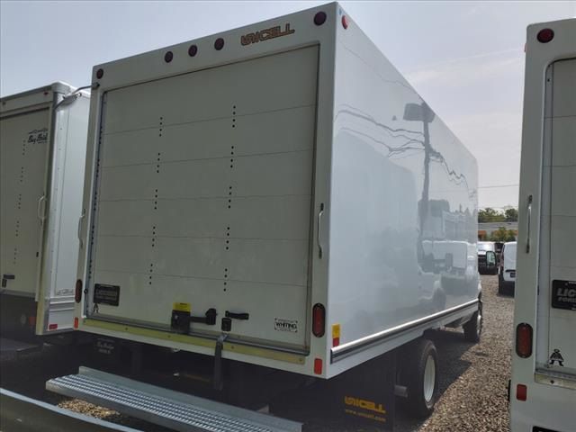 2024 Ford E-Series Base
