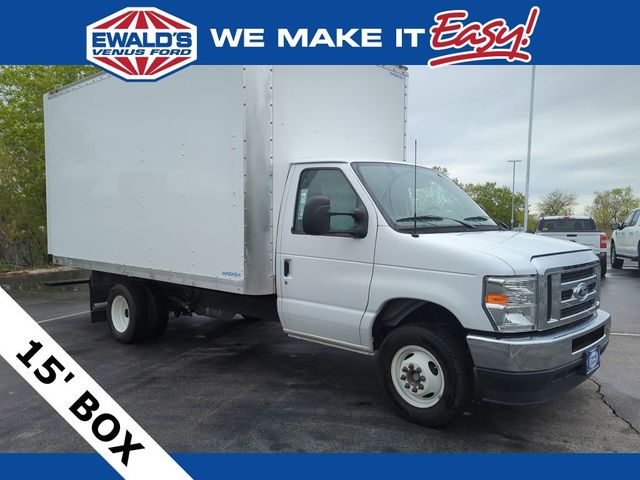 2024 Ford E-Series Base