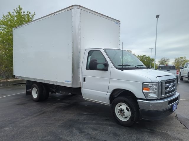 2024 Ford E-Series Base