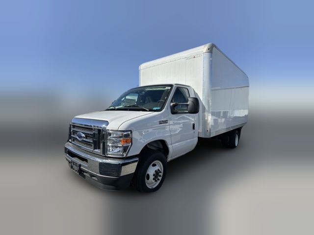2024 Ford E-Series Base