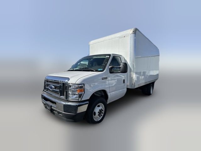 2024 Ford E-Series Base