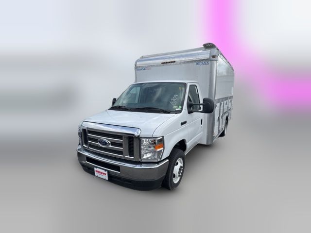 2024 Ford E-Series Base