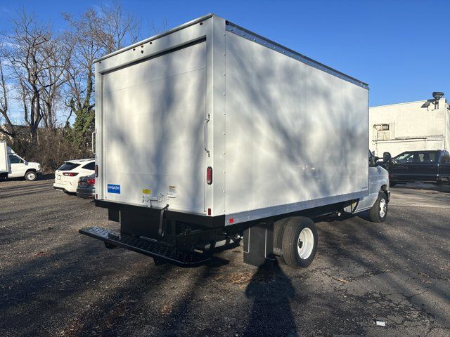 2024 Ford E-Series Base