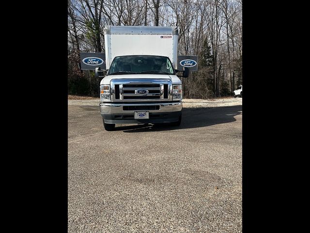2024 Ford E-Series Base