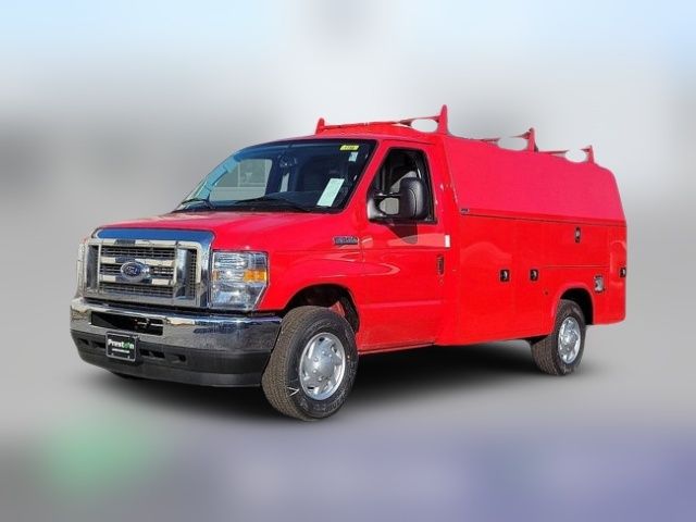 2024 Ford E-Series Base