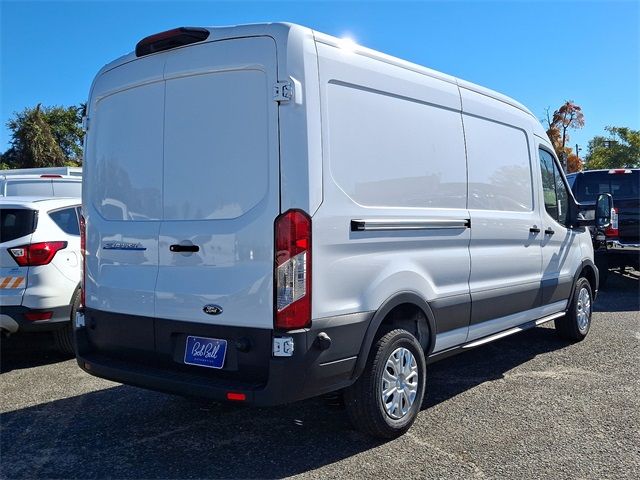 2024 Ford E-Transit Base
