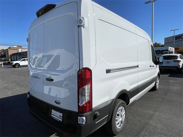 2024 Ford E-Transit Base