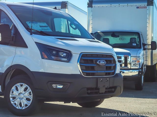 2024 Ford E-Transit Base