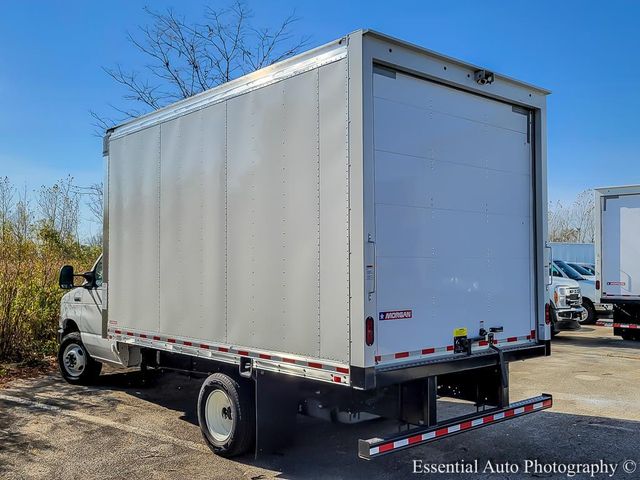 2024 Ford E-Series Base