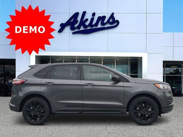 2024 Ford Edge SE