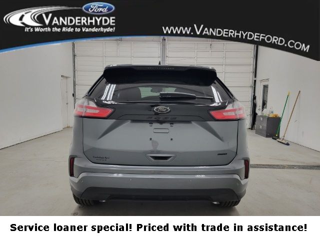 2024 Ford Edge SE