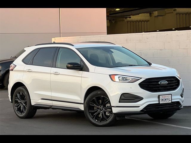 2024 Ford Edge SE