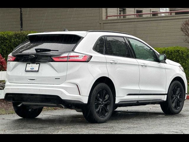 2024 Ford Edge SE