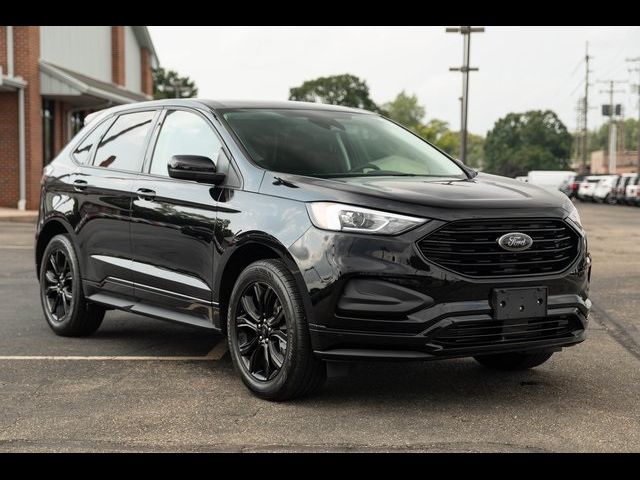 2024 Ford Edge SE