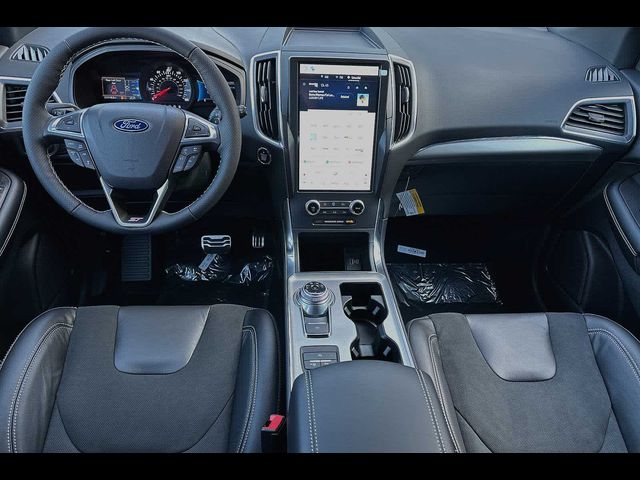 2024 Ford Edge ST