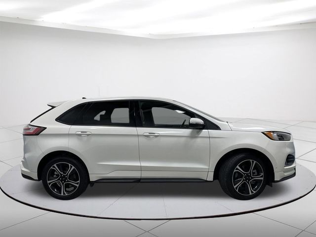 2024 Ford Edge ST