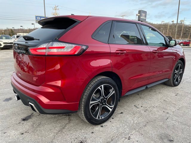 2024 Ford Edge ST