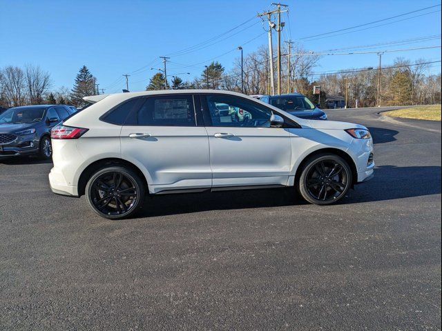 2024 Ford Edge ST