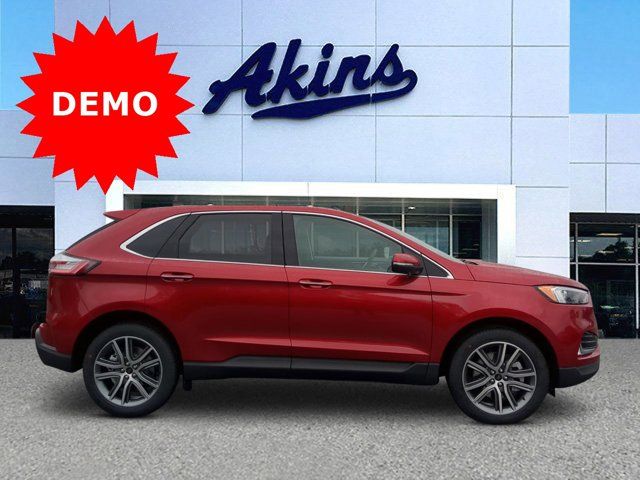 2024 Ford Edge Titanium