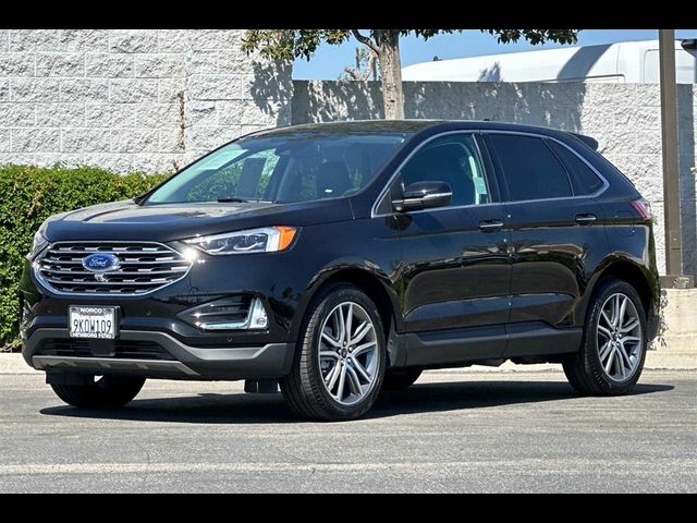 2024 Ford Edge Titanium