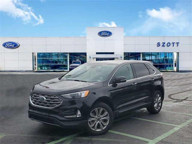 2024 Ford Edge Titanium