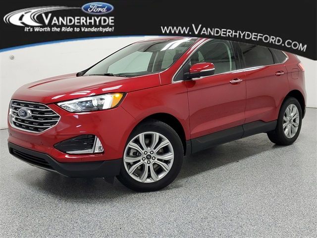 2024 Ford Edge Titanium