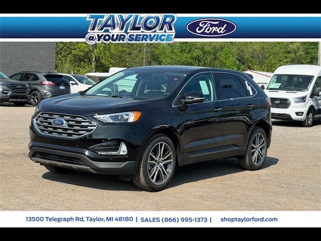 2024 Ford Edge Titanium