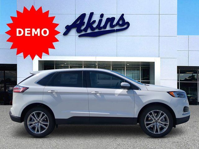 2024 Ford Edge Titanium