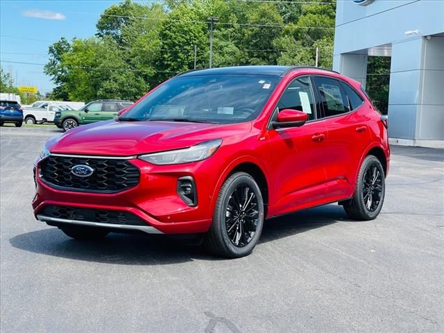 2024 Ford Escape ST-Line Elite