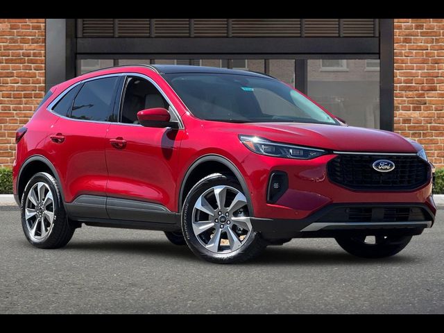 2024 Ford Escape Platinum