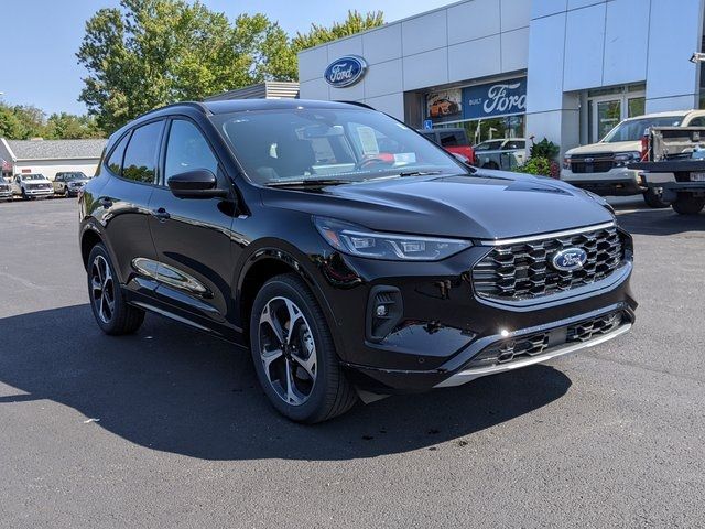 2024 Ford Escape ST-Line Elite