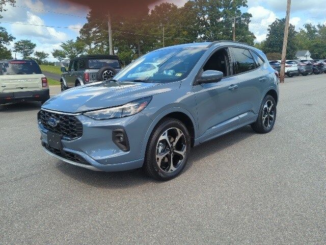 2024 Ford Escape ST-Line Elite