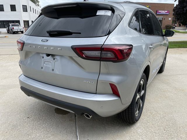 2024 Ford Escape ST-Line Elite