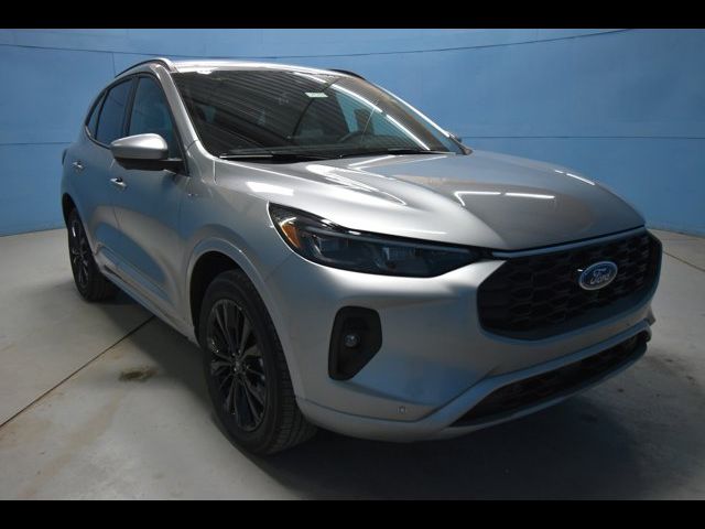 2024 Ford Escape ST-Line Elite