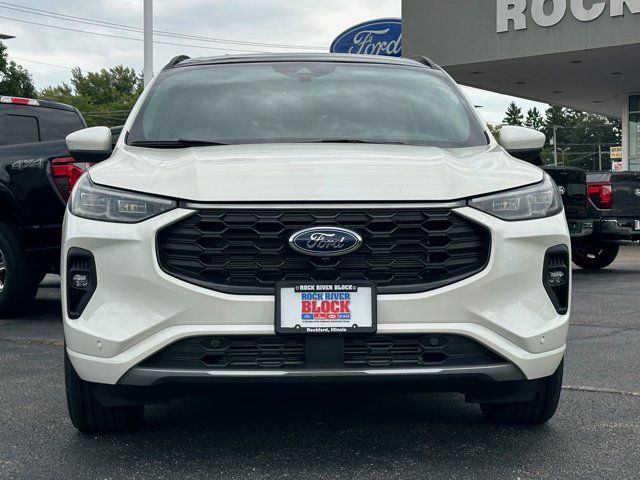 2024 Ford Escape ST-Line Elite