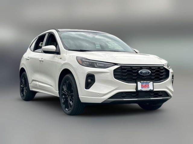 2024 Ford Escape ST-Line Elite