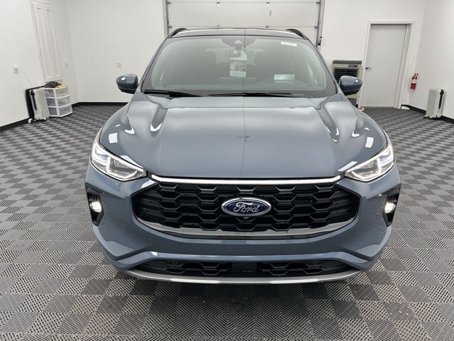 2024 Ford Escape ST-Line Elite