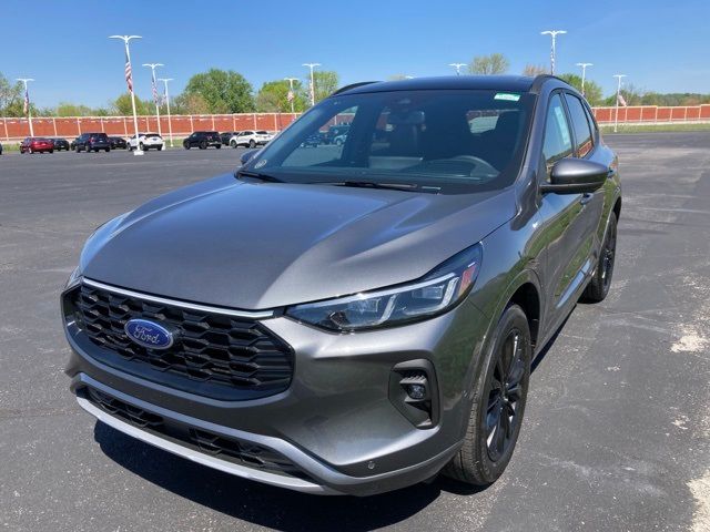 2024 Ford Escape ST-Line Elite