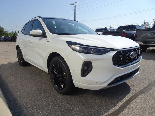 2024 Ford Escape ST-Line Elite