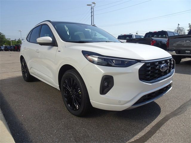 2024 Ford Escape ST-Line Elite