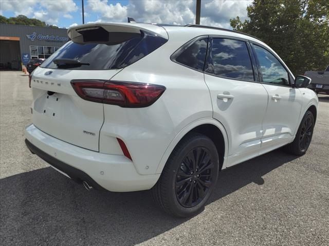 2024 Ford Escape ST-Line Elite