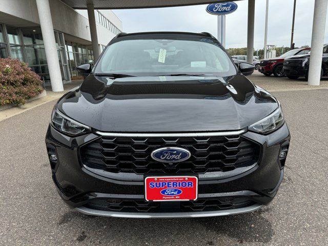 2024 Ford Escape ST-Line Elite